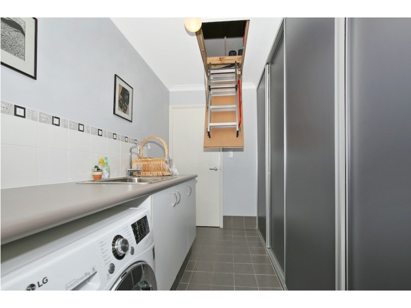 40 Willow Brook View, Meadow Springs WA 6210