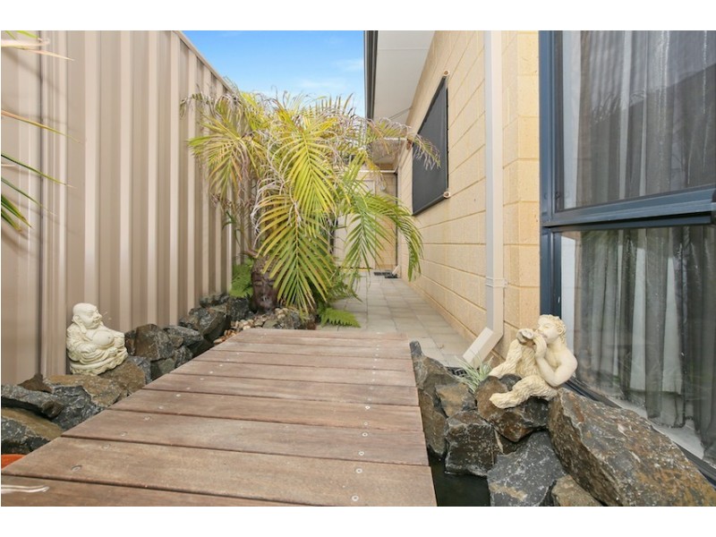 40 Willow Brook View, Meadow Springs WA 6210