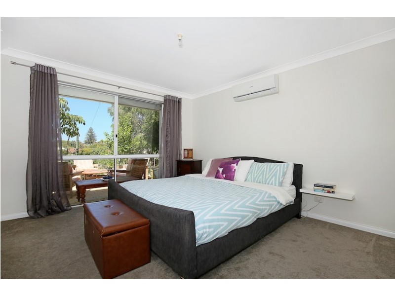 74 Janis Street, Halls Head WA 6210