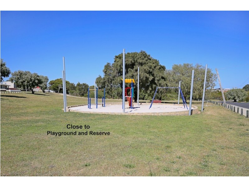 74 Janis Street, Halls Head WA 6210