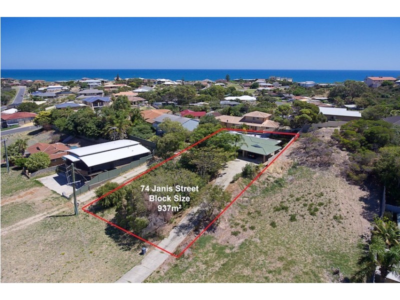 74 Janis Street, Halls Head WA 6210