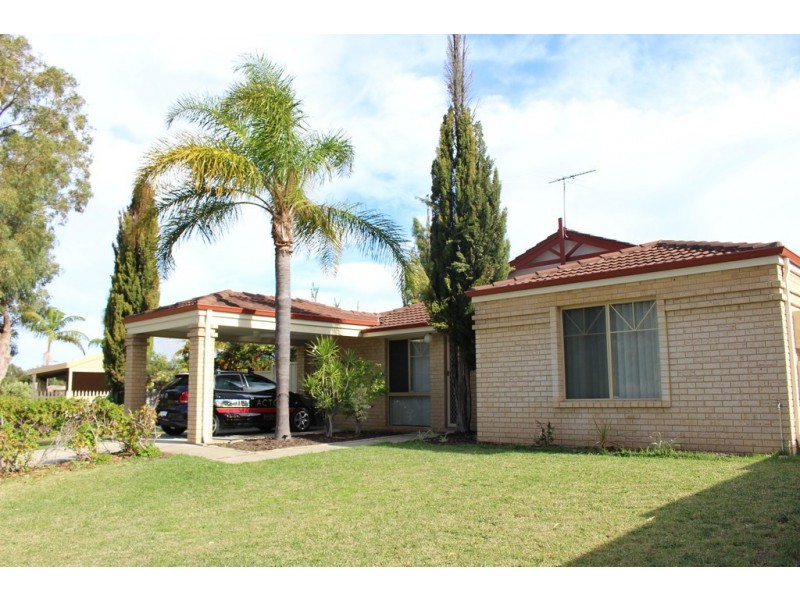 13 Elegant Drive, Greenfields WA 6210