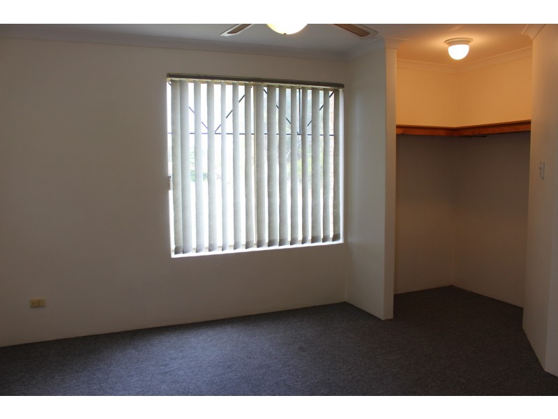 13 Elegant Drive, Greenfields WA 6210