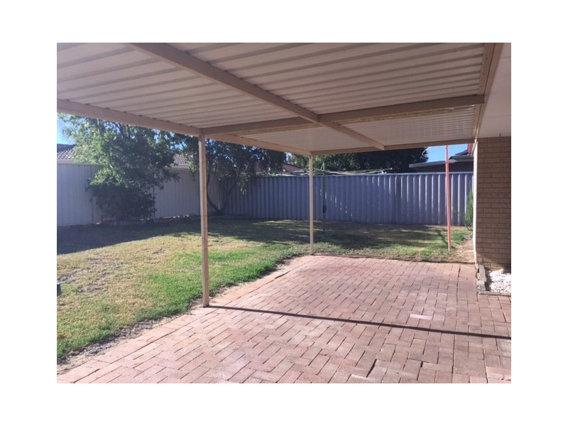 13 Elegant Drive, Greenfields WA 6210