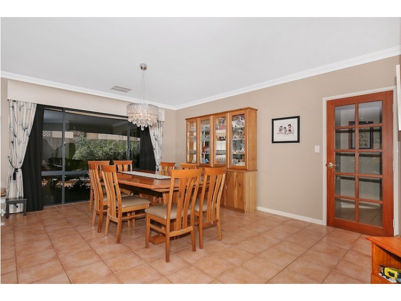 23 Santavea Mews, Halls Head WA 6210