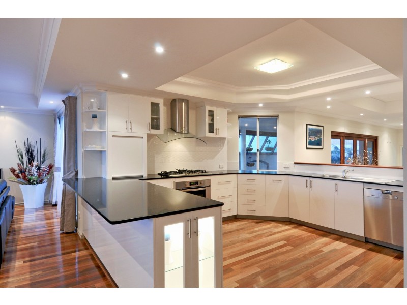 14 Southport Boulevard, Dawesville WA 6211