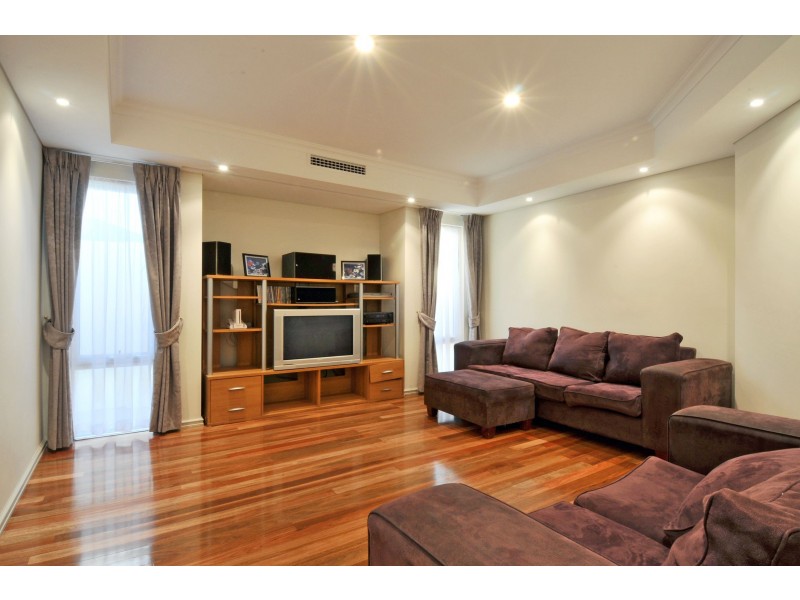 14 Southport Boulevard, Dawesville WA 6211