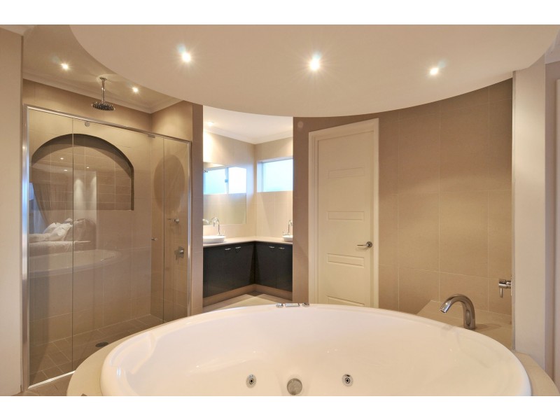 14 Southport Boulevard, Dawesville WA 6211