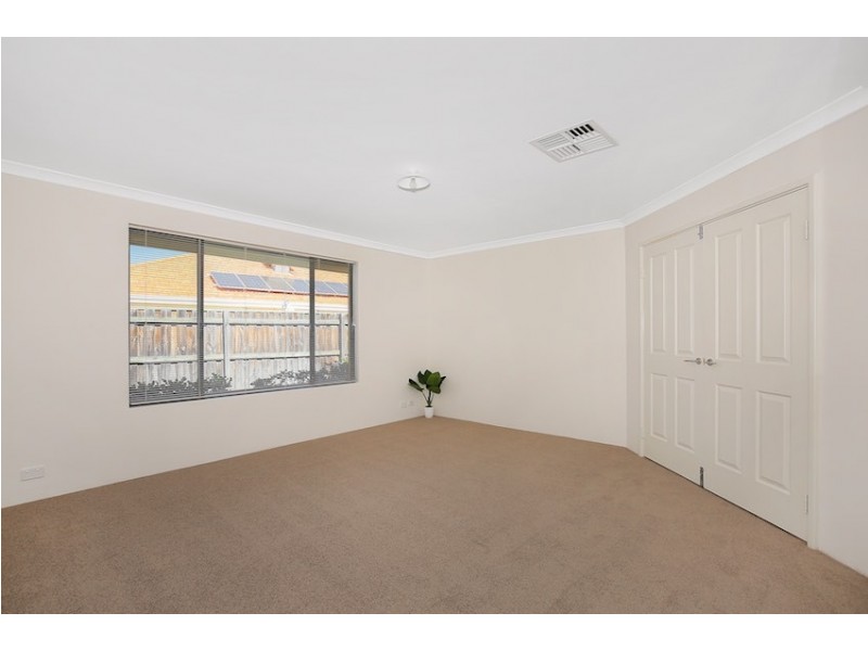 11 Chyverton Corner, Erskine WA 6210