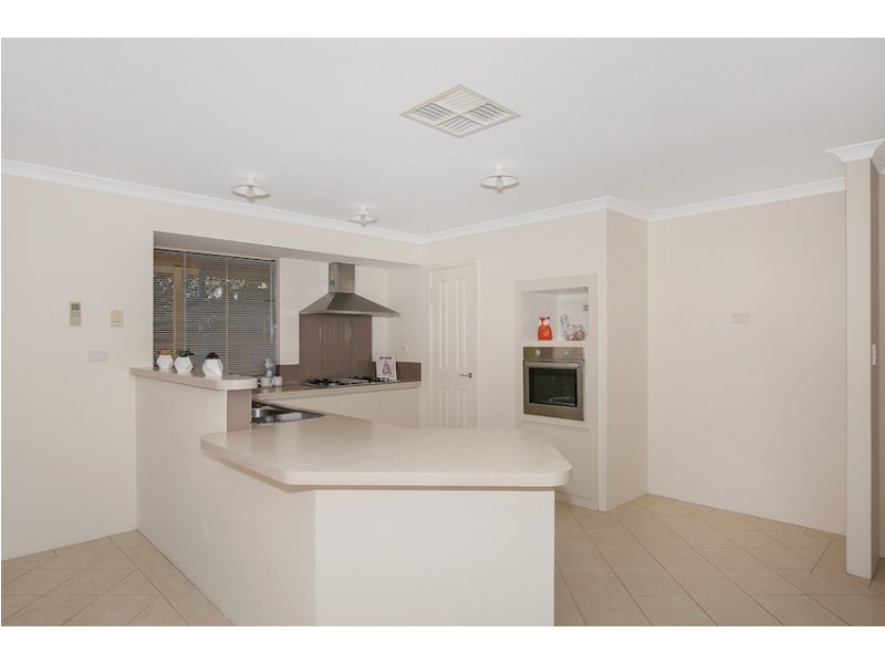 11 Chyverton Corner, Erskine WA 6210