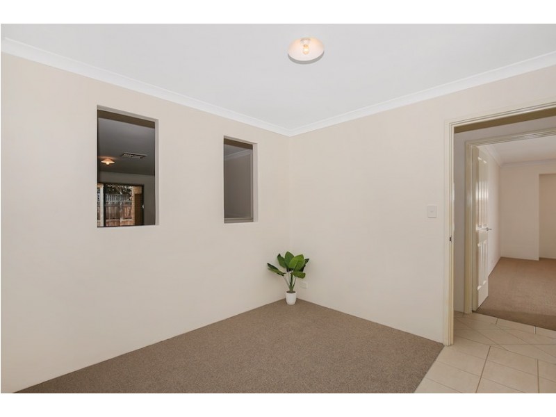 11 Chyverton Corner, Erskine WA 6210