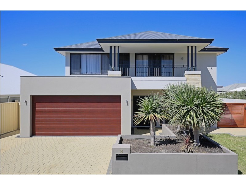 8 Lady Stirling Parade, Madora Bay WA 6210
