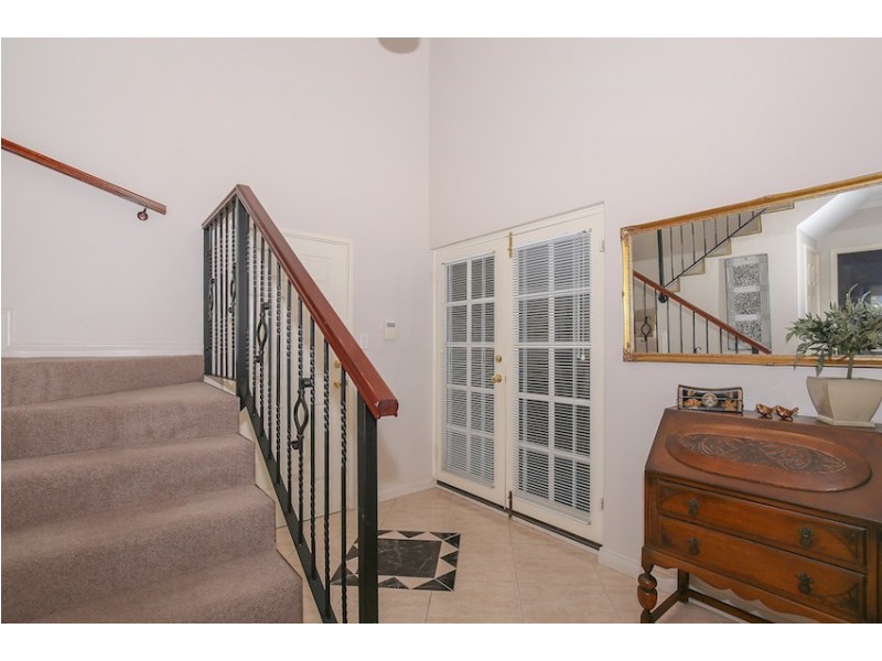 11 Condor Mews, Halls Head WA 6210