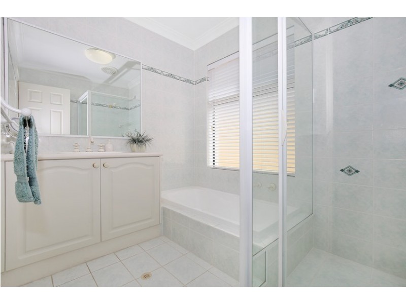 11 Condor Mews, Halls Head WA 6210