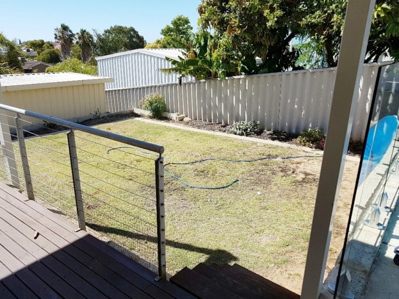 9 Bomaria Mews, Halls Head WA 6210