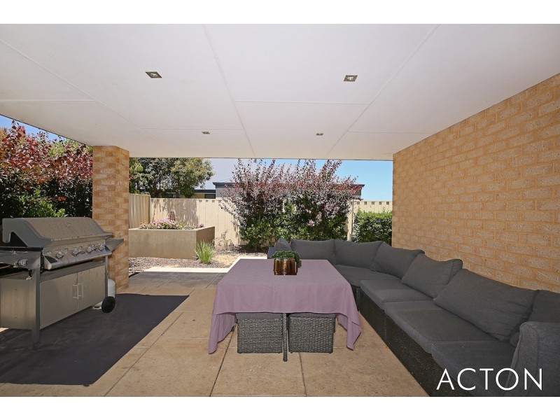 42 Cobaki Brace, Lakelands WA 6180