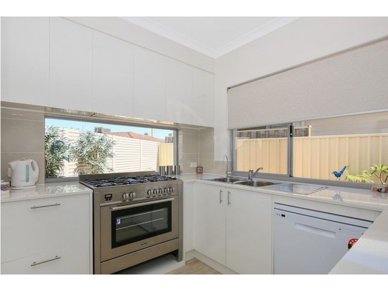 5C Clyde Place, Mandurah WA 6210