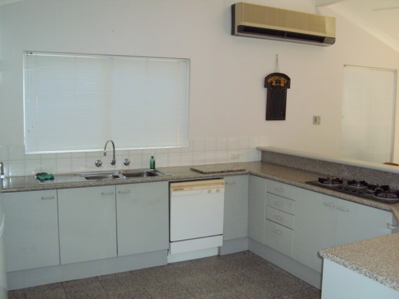 186 Ormsby Tce, Silver Sands WA 6210