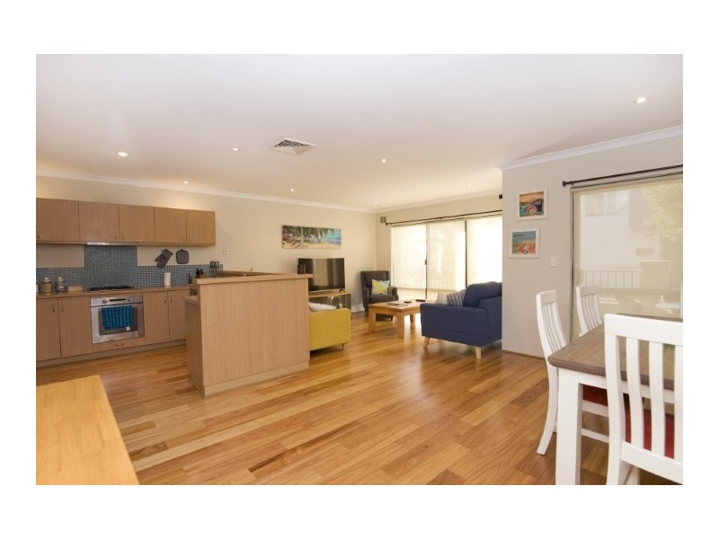 2/1 Bowsprit Way, Mandurah WA 6210