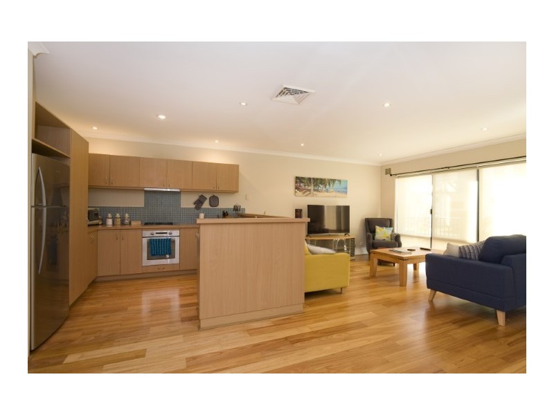 2/1 Bowsprit Way, Mandurah WA 6210