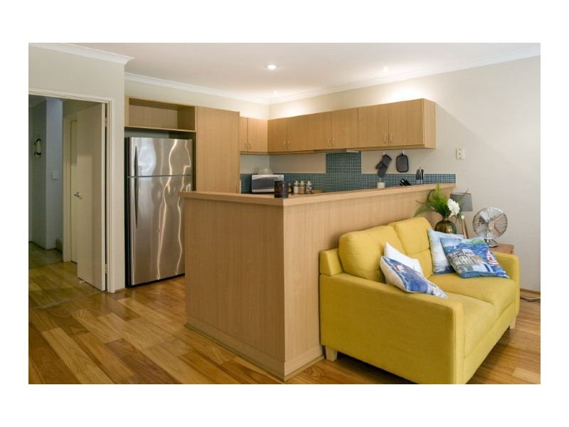 2/1 Bowsprit Way, Mandurah WA 6210