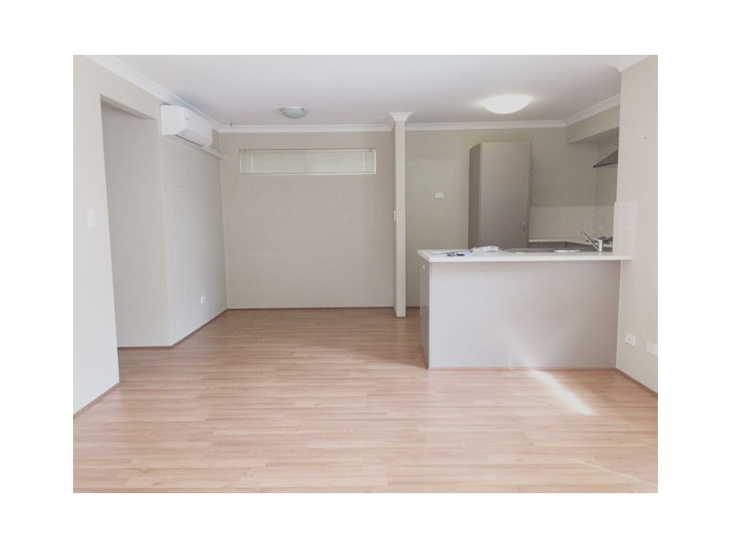 79 Leisure Way, Halls Head WA 6210