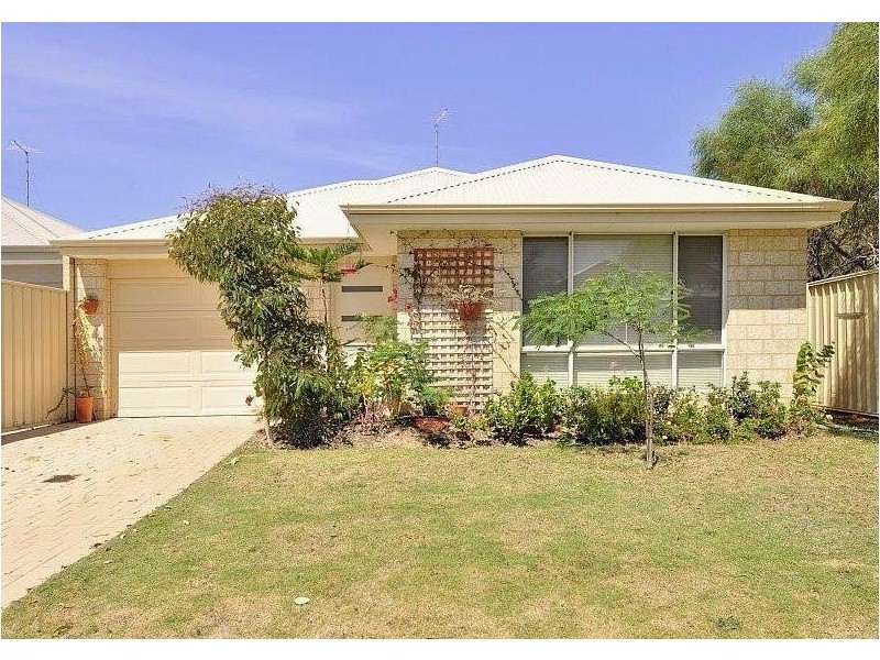 79 Leisure Way, Halls Head WA 6210