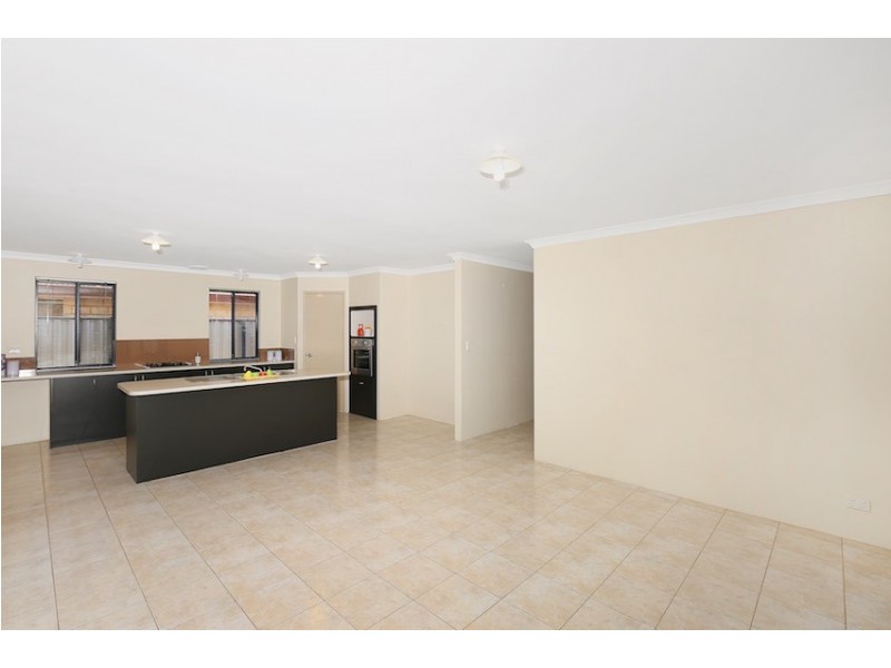 7B Eddy Street, Coodanup WA 6210