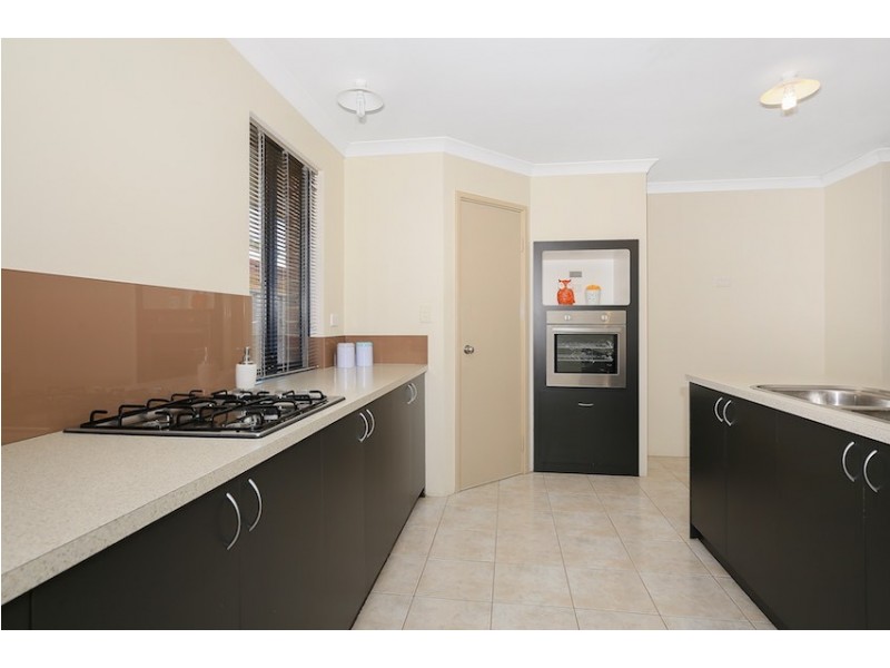 7B Eddy Street, Coodanup WA 6210