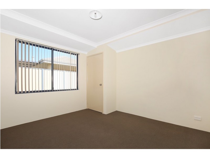 7B Eddy Street, Coodanup WA 6210