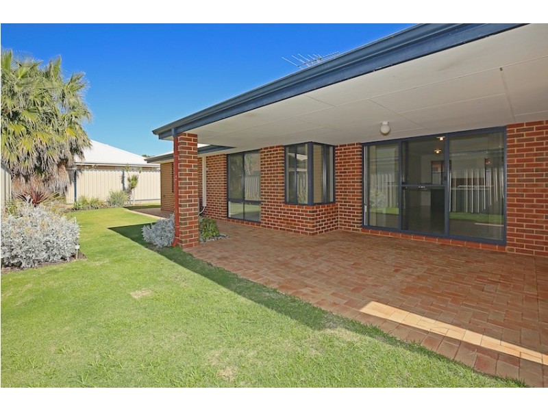 7B Eddy Street, Coodanup WA 6210