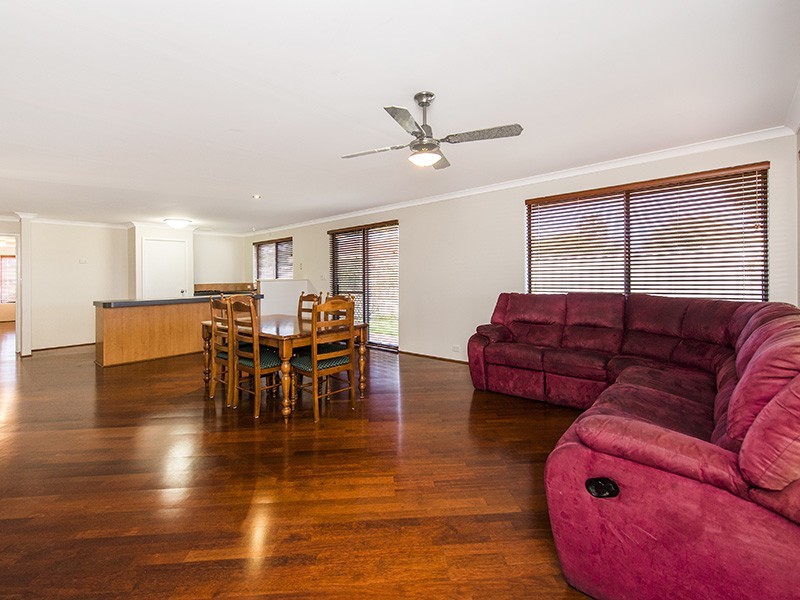 57B Portmarnock  Circle, Halls Head WA 6210