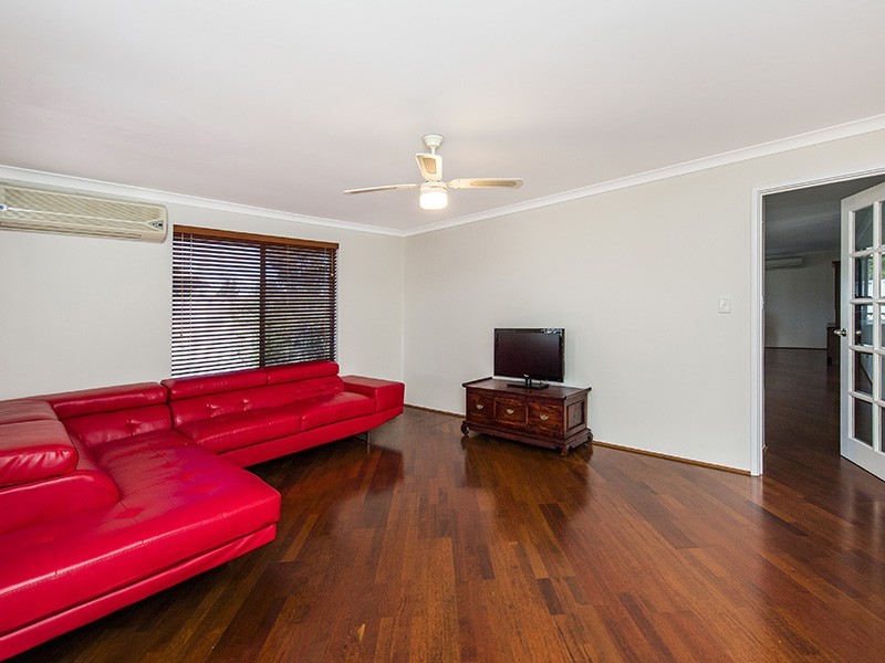 57B Portmarnock  Circle, Halls Head WA 6210