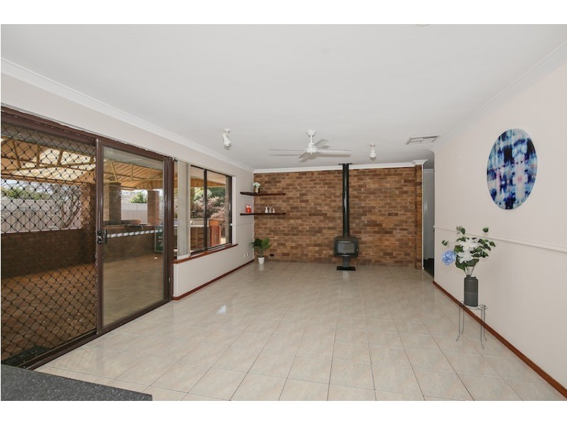 11 Mekong Way, Greenfields WA 6210