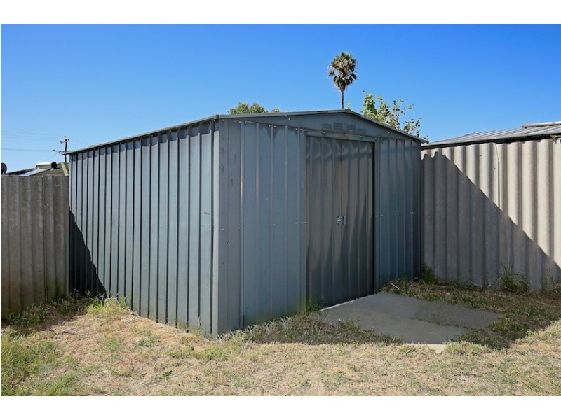 11 Mekong Way, Greenfields WA 6210