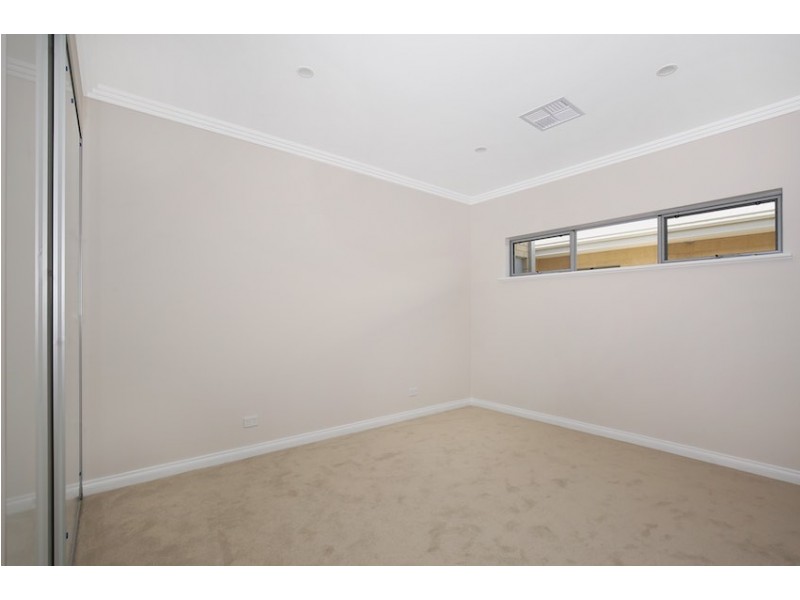 24 Gold Ridge, Wannanup WA 6210