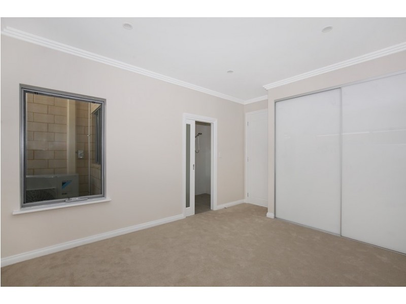 24 Gold Ridge, Wannanup WA 6210