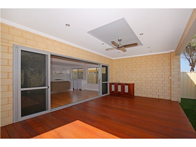 24 Gold Ridge, Wannanup WA 6210