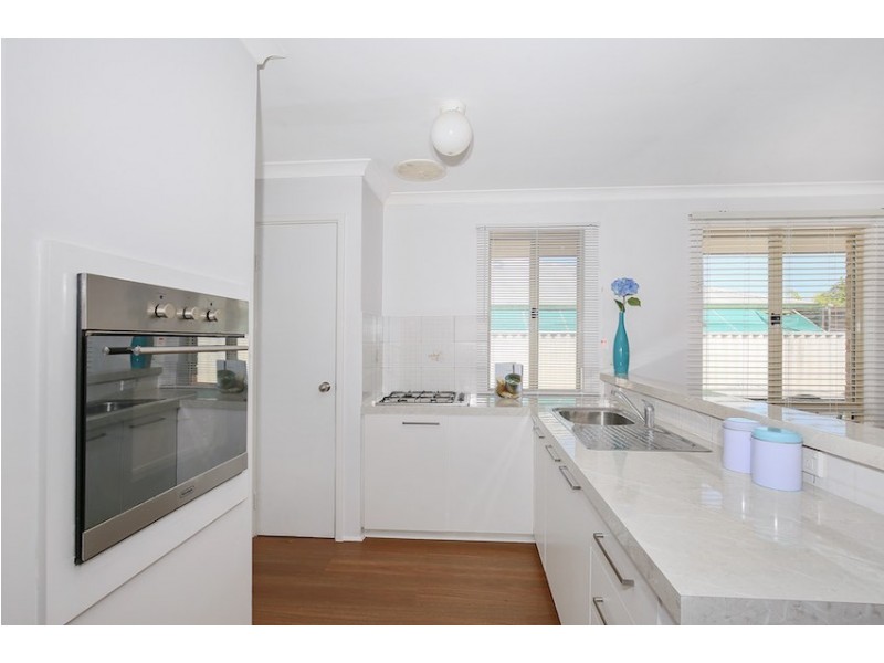 69 Kookaburra Drive, Greenfields WA 6210