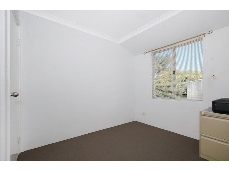 69 Kookaburra Drive, Greenfields WA 6210