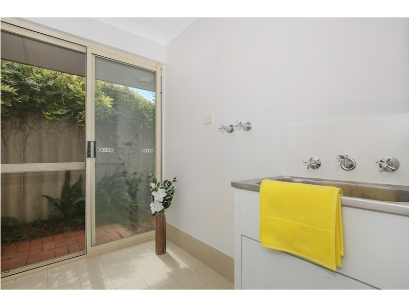 69 Kookaburra Drive, Greenfields WA 6210