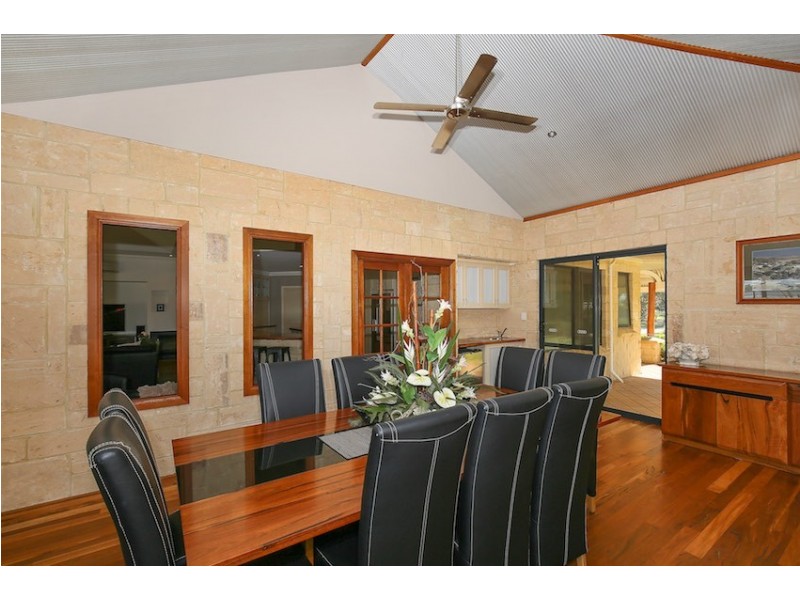 72 Peaceful Waters Drive, Barragup WA 6209