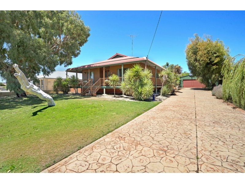 73 Ayrton Street, Dawesville WA 6211