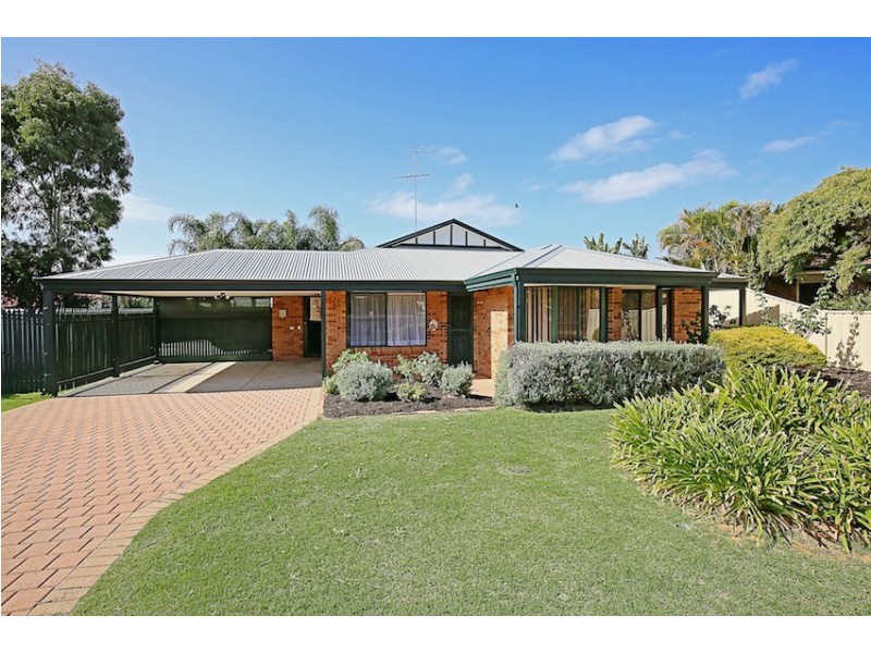 6 Malabor Mews, Halls Head WA 6210