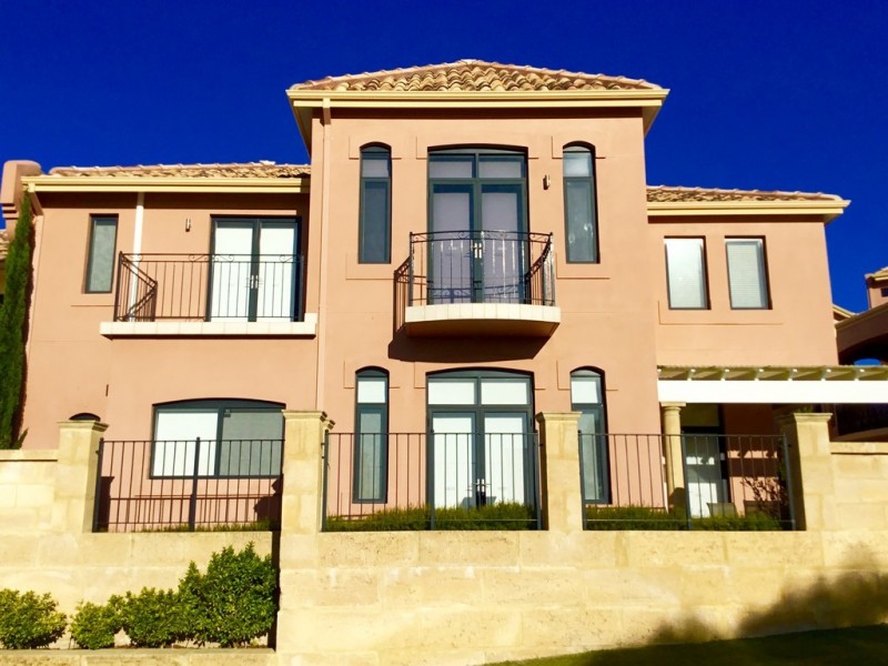 19/2 The Pass, Dawesville WA 6211