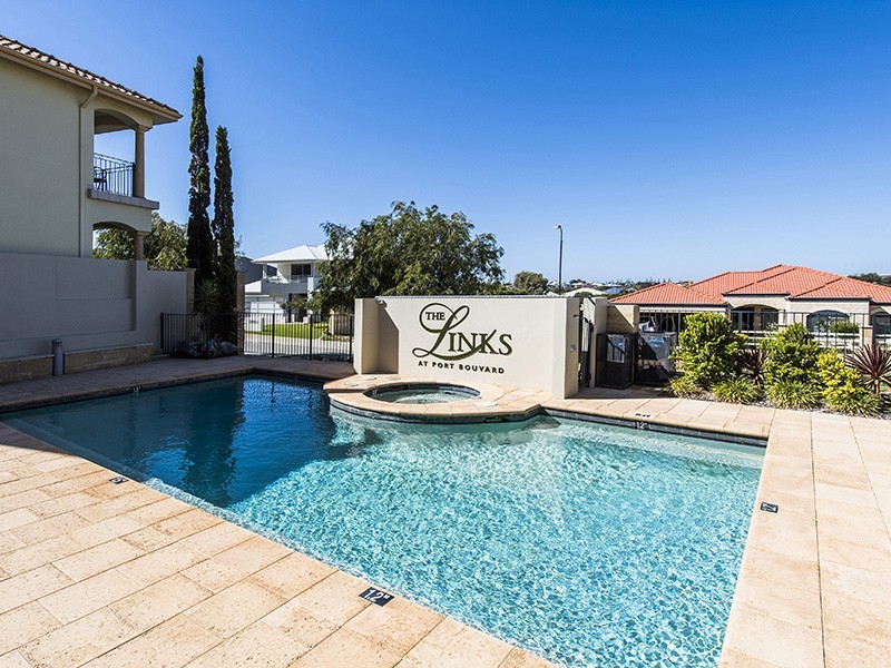 19/2 The Pass, Dawesville WA 6211