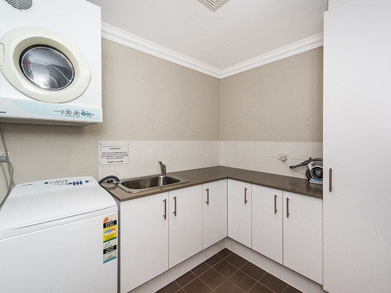 19/2 The Pass, Dawesville WA 6211