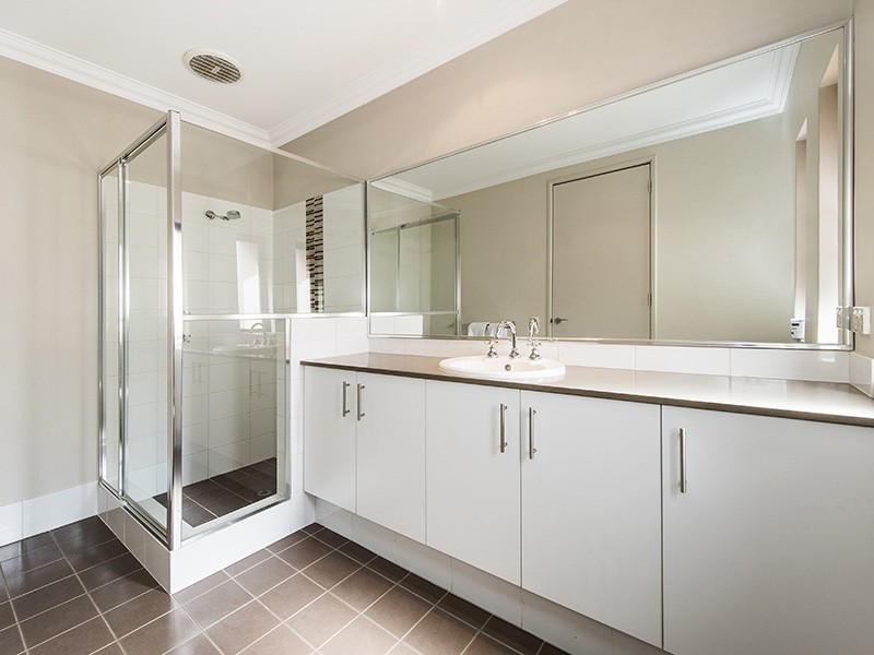 19/2 The Pass, Dawesville WA 6211