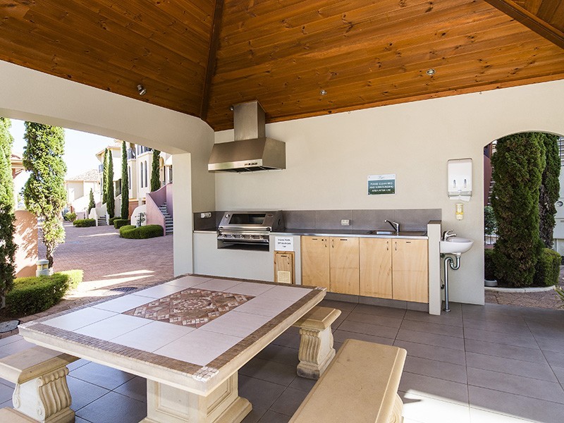 19/2 The Pass, Dawesville WA 6211