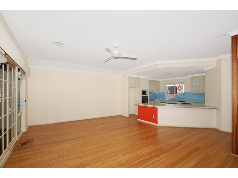 15 Magnetic Square, Halls Head WA 6210